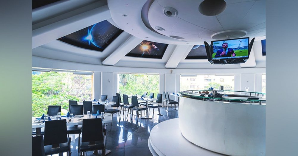 Space restaurant.jpg