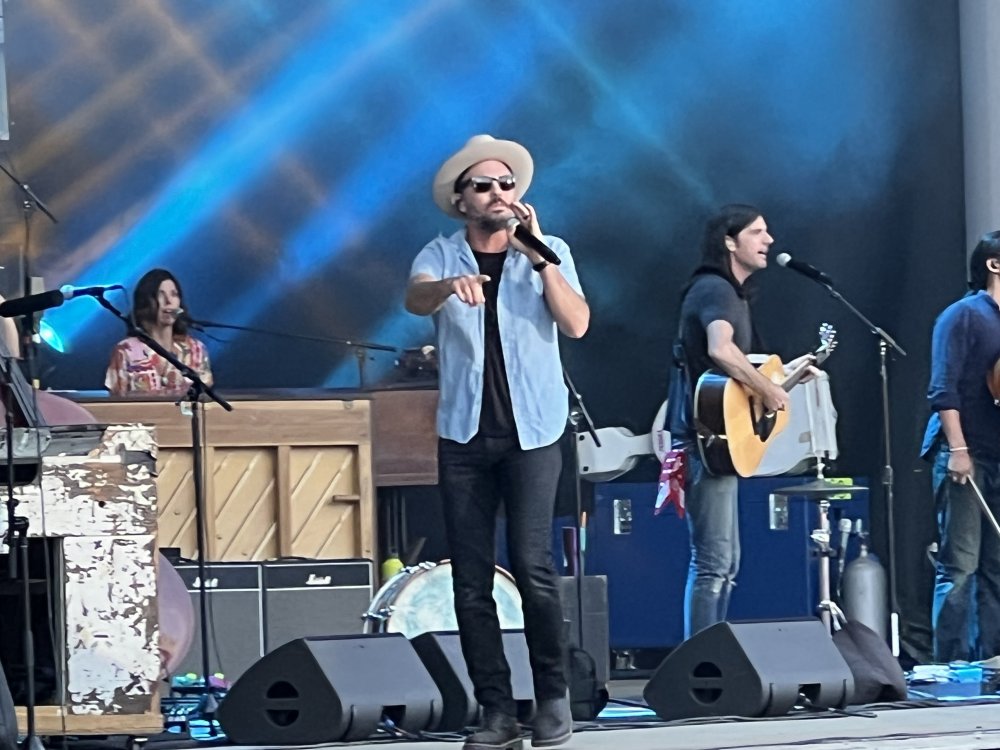 Lead Singer Scott Avett.jpg