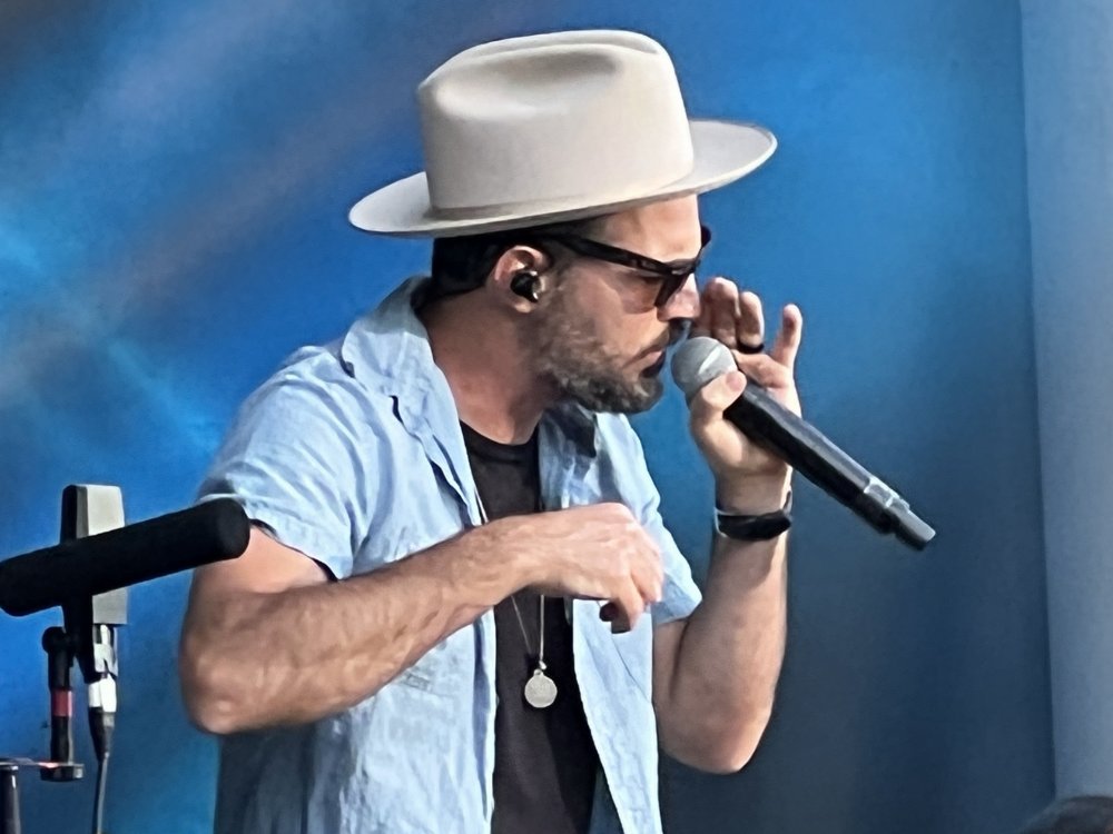Lead Singer Scott Avett at Kings Island's Timberwolf.jpg