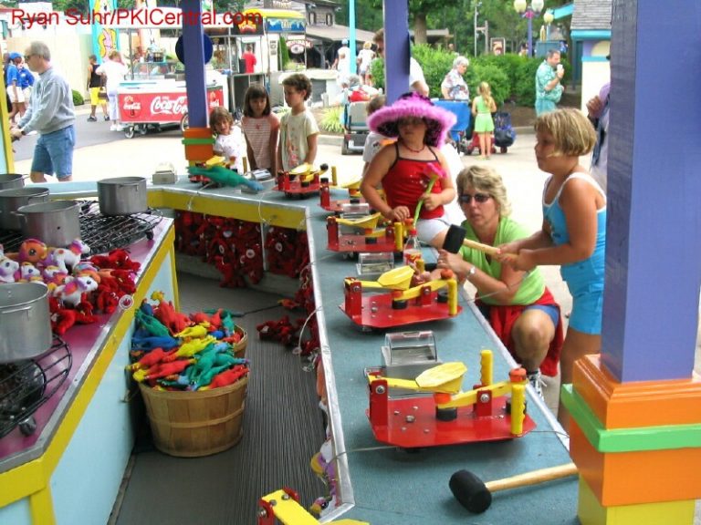 Hanna-Barbera Land Chicken game