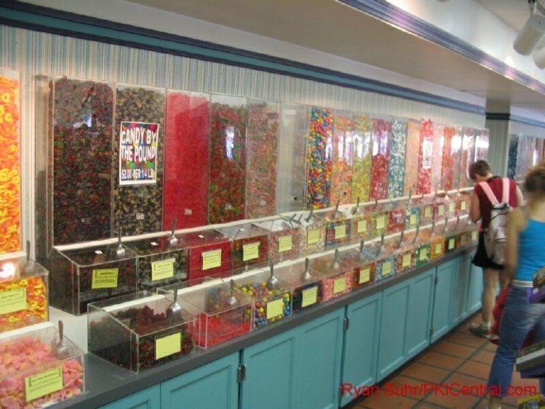 International Street Shops