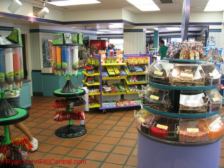 International Street Shops