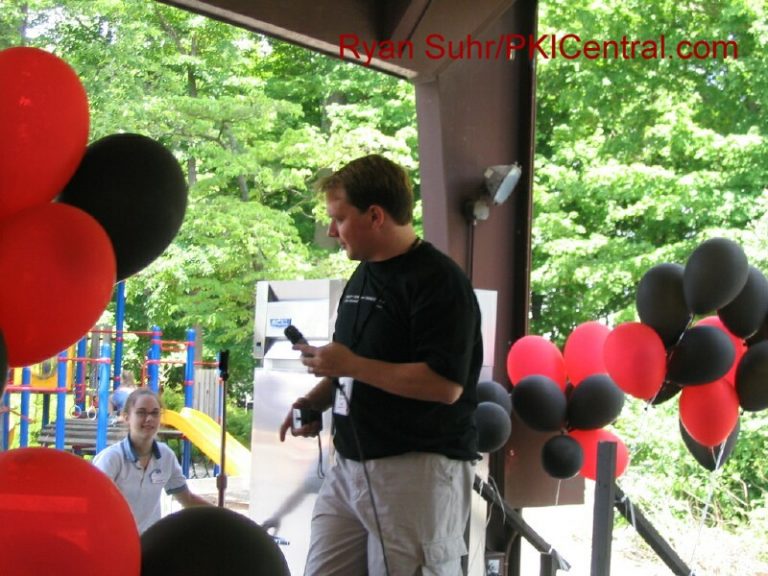 Coasterbuzz.com's Jeff Putz