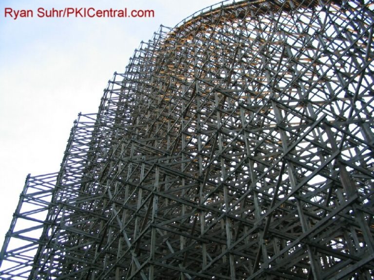 Son of Beast's Massive Lift Hill