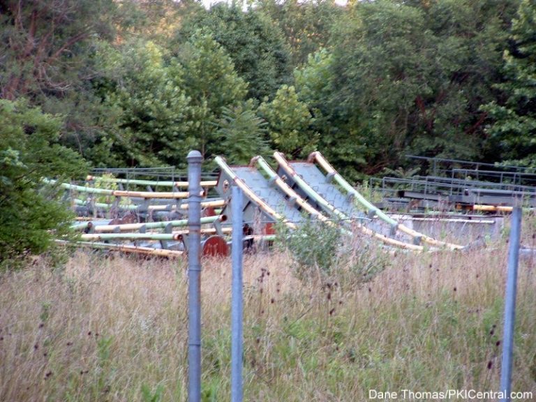 King Cobra Track