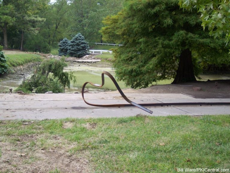Antique Cars Rails