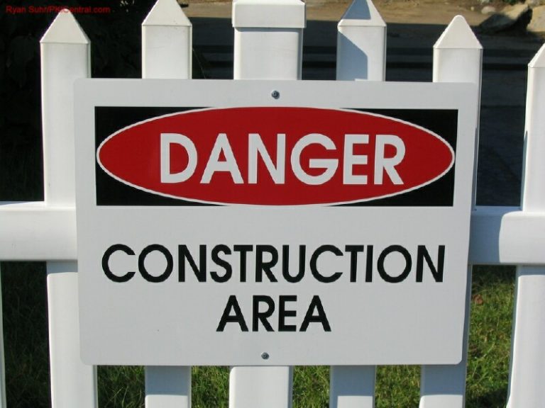 Antique Cars' Demolition