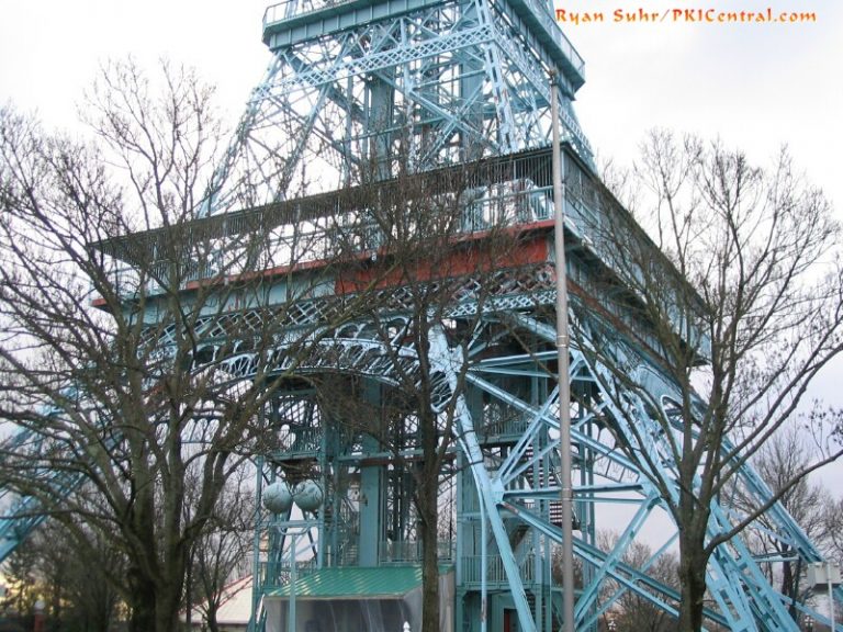 Eiffel Tower being sandblasted