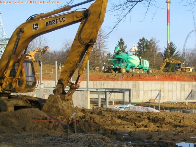 Italian Job Stunt Track Construction
