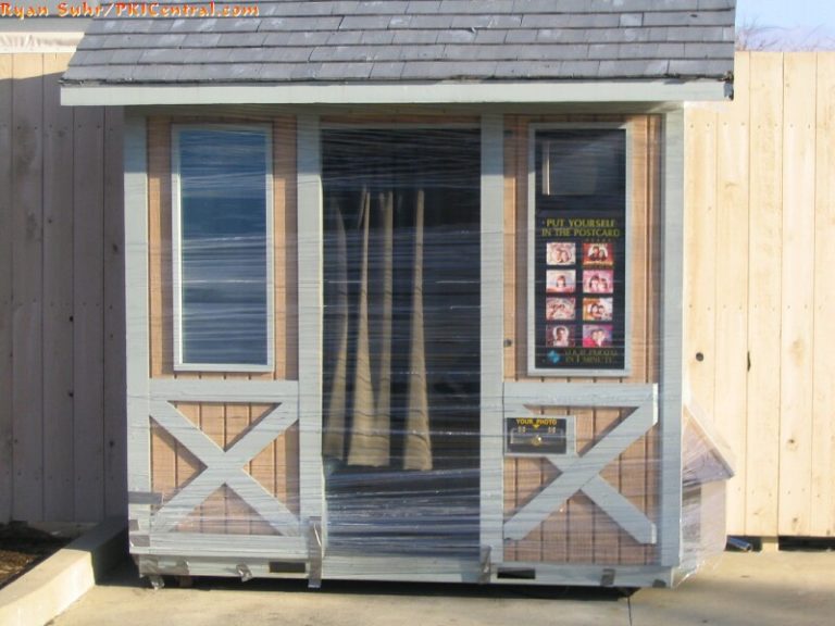 Photo booth quite literally "wrapped up" for the winter.