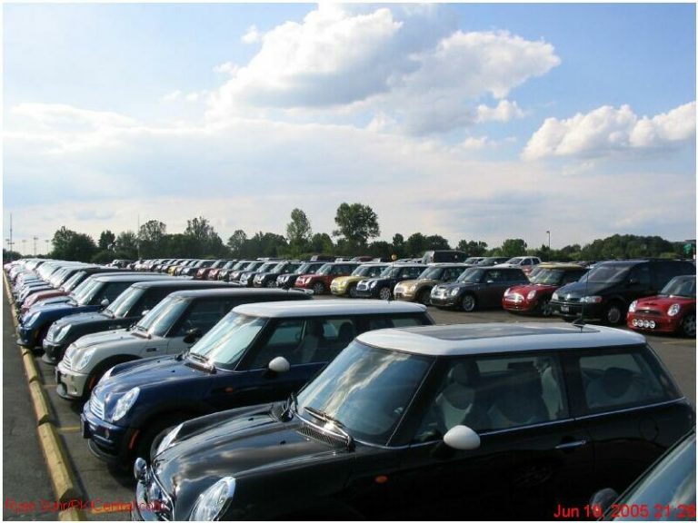 Minis Minis Everywhere!!