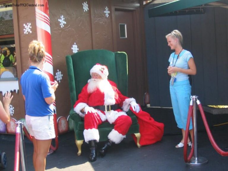 Santa Claus at the Winterfest Announcement