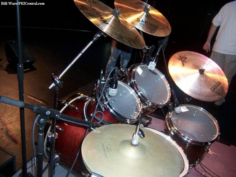 School or Rock drum set
