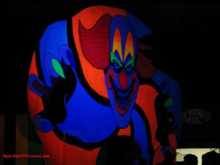 Circus of Horrors Entrance