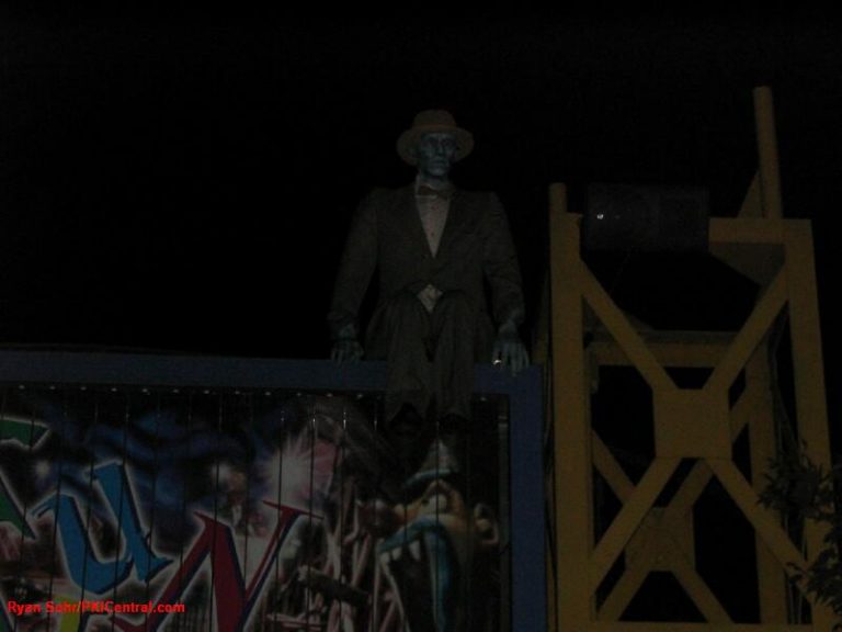 Remember this guy from Phantom Theatre's "Pepper's Ghoast" effect?