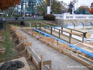 Winterfest Preparations on fountain
