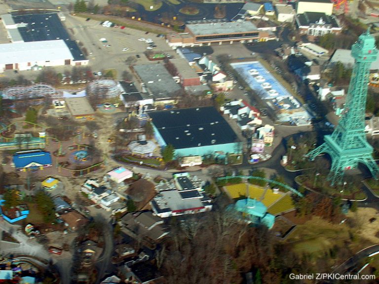 Aerial view of Kings Island