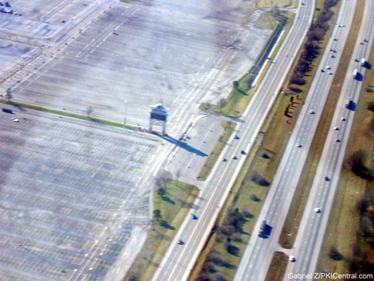 Aerial view of Kings Island