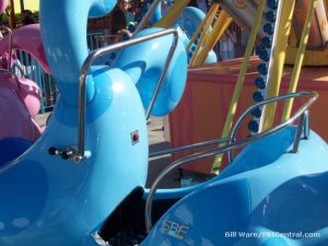 Blue's Skidoo - Button you press to rise