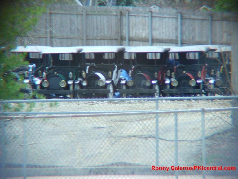 Antique Cars — photo 9 of 24