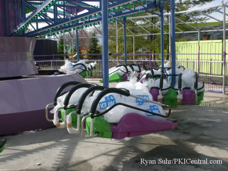 Danny Phantom's Flyers being tested with ice for weight.