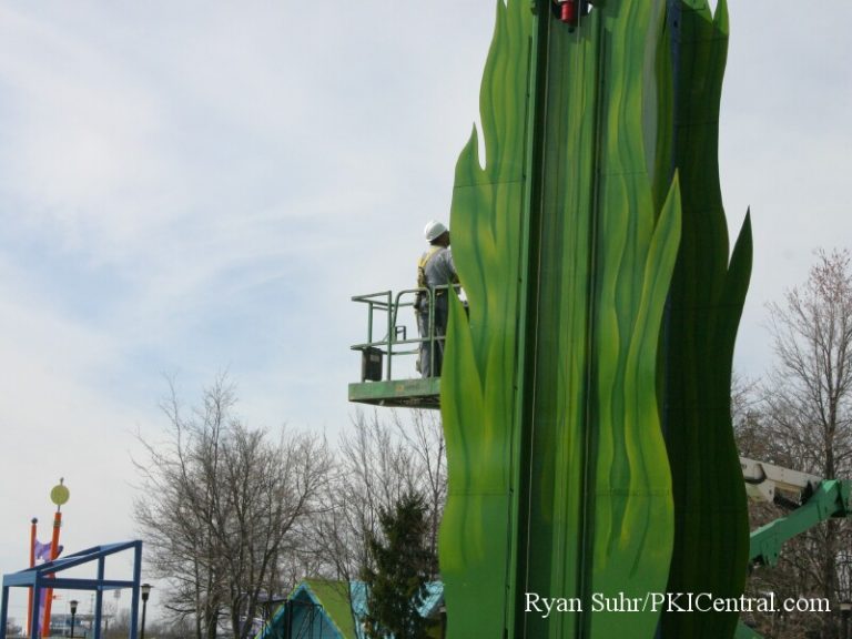 Painting Plankton's Plunge