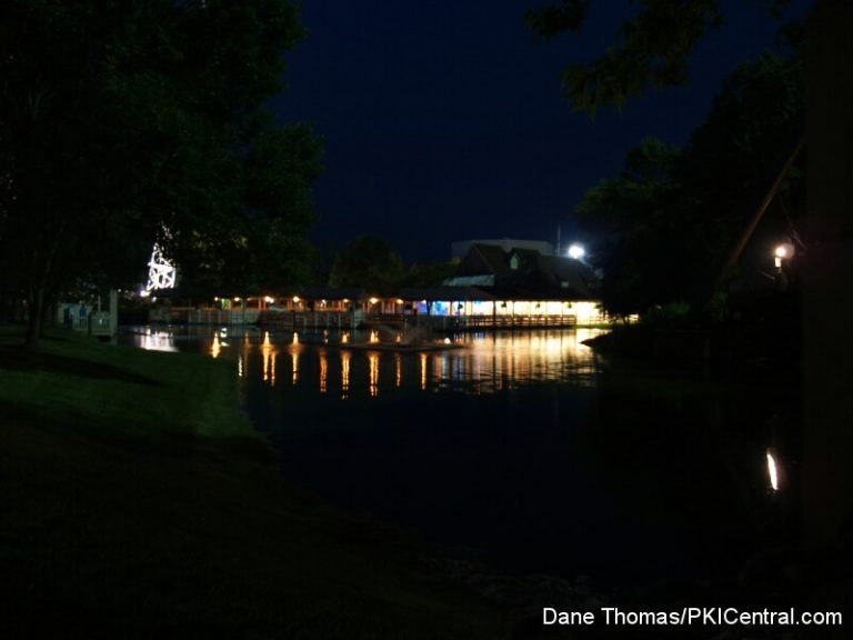 Lt. Dans at Night