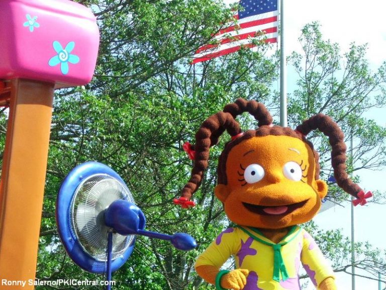 Nickelodeon Celebration Parade 2006 — photo 31 of 38