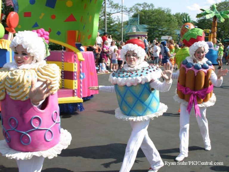 Nickelodeon Celebration Parade 2006 — photo 7 of 38