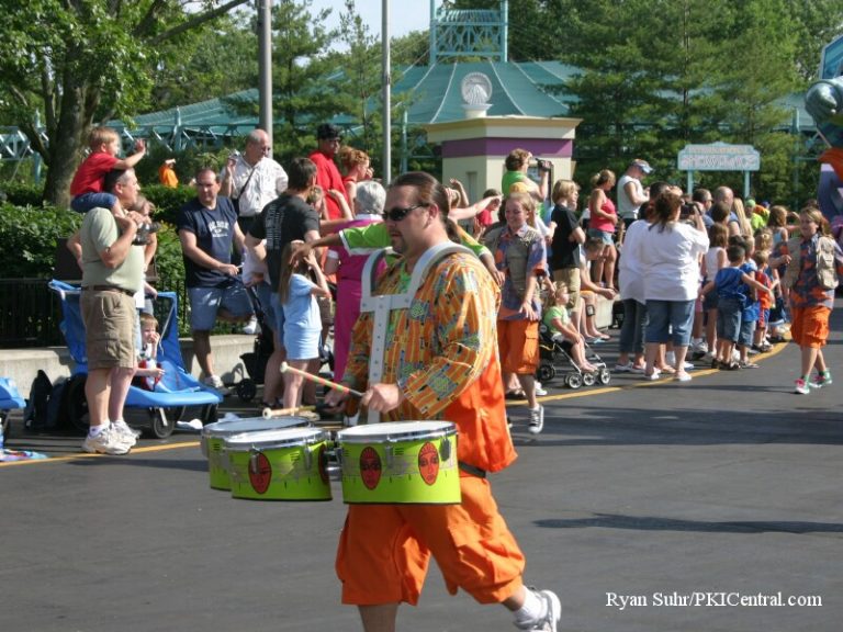 Nickelodeon Celebration Parade 2006 — photo 22 of 38