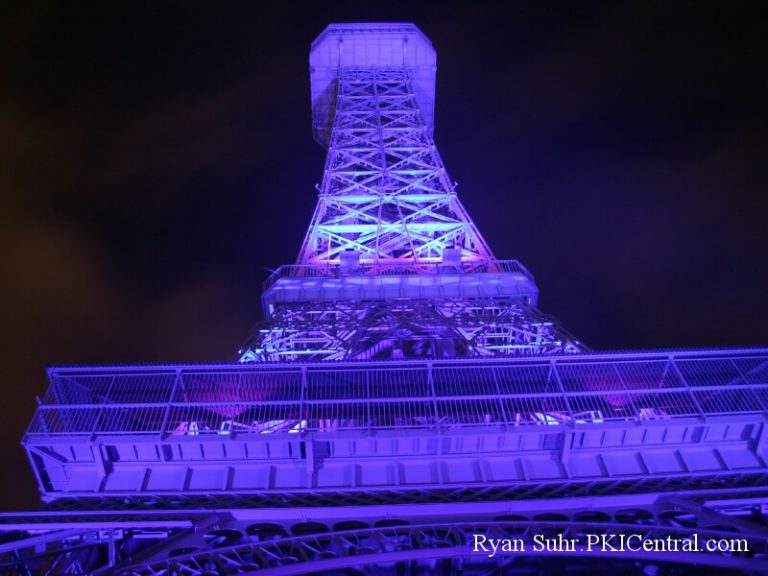 Fearfest Eiffel Tower