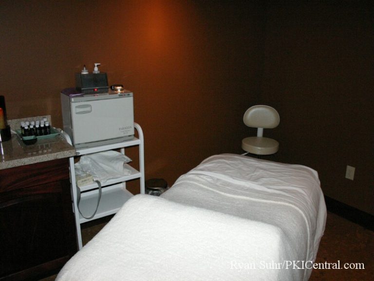 Great Wolf Lodge Elements Spa — photo 3 of 10