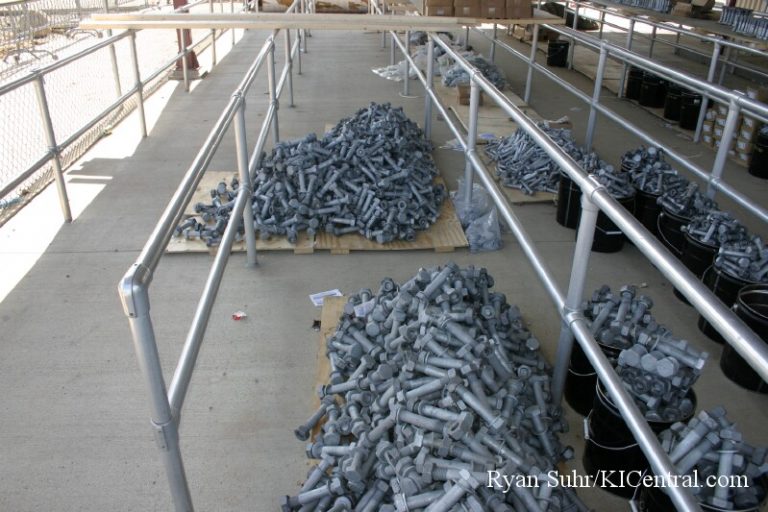 Thousands of bolts