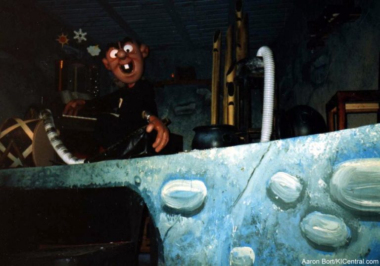 Smurfs Enchanted Voyage