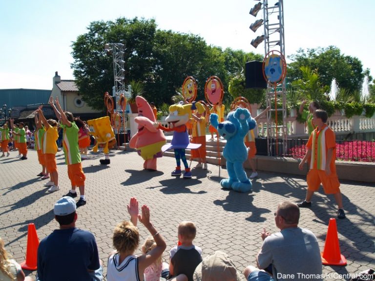Nicktoons Live at 5