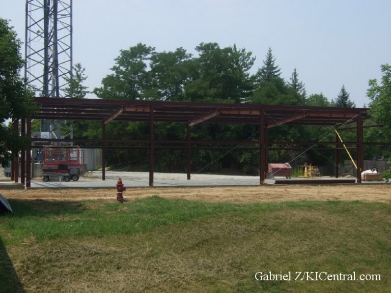'Mystery' Structure Behind Xtreme Skyflyer