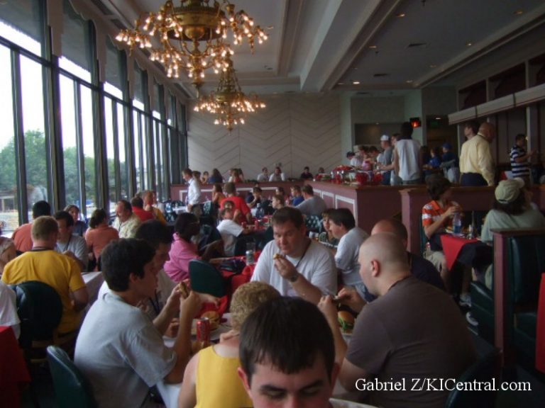 Dinner in the International Restaurant