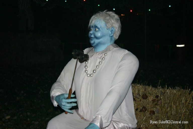 Old Phantom Theatre Characters in Coney Maul