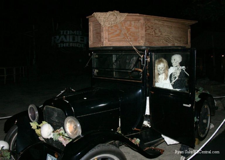 Bonnie and Clyde in Rivertown