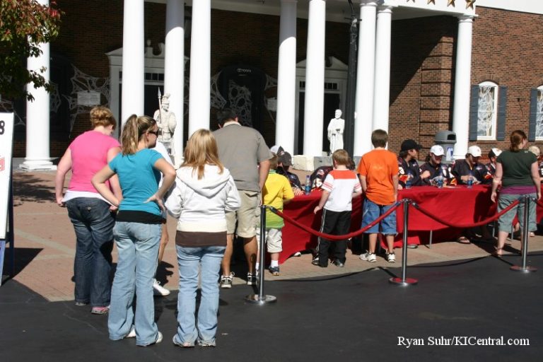 Meet the Cyclones Day, Oct 21, 2007 — photo 2 of 6
