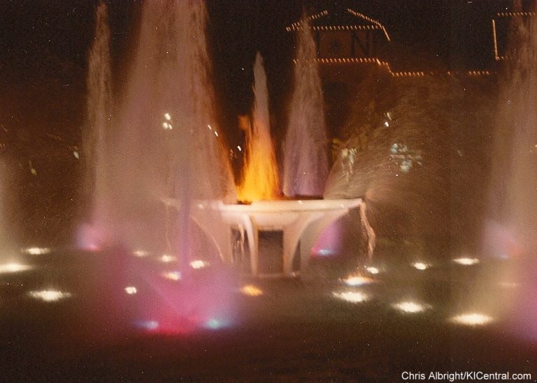 Royal Fountains at Night