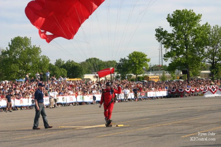Sky Jumpers before the Knievel Jump