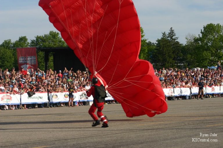 Sky Jumpers before the Knievel Jump