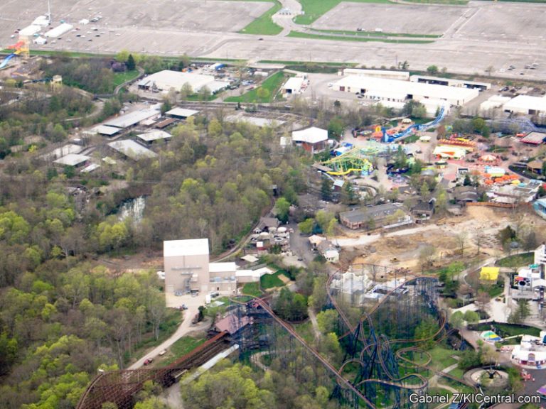 Overview+Mystery Construction
