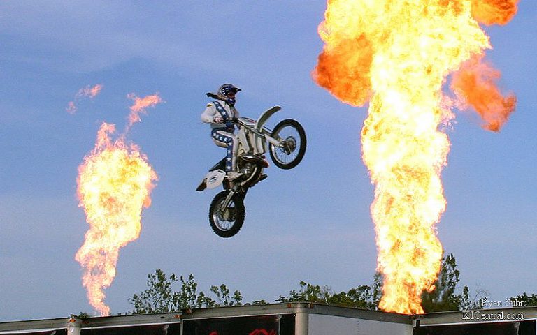 Robbie Knievel Jumps 24 Coke Zero Trucks in Kings Island's Parking Lot