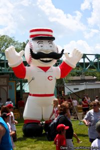 Cincinnati Reds at Kings Island