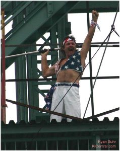 Rick Wallenda Celebrates after successfully crossing 2,000ft of highwire cable, July 4th, 2008