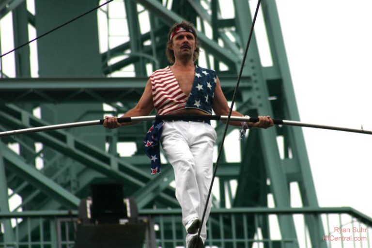 Rick Wallenda Walks 2,000ft on a highwire, July 4th, 2008