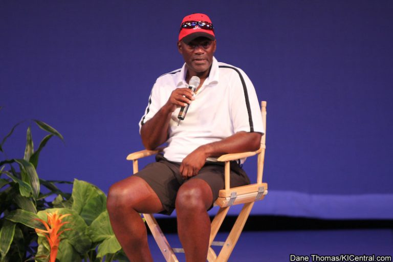 Pete Rose and George Foster at Kings Island, Labor Day 2008 — photo 12 of 22