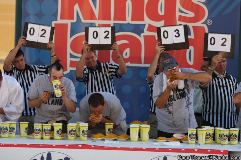 Major League Eating at Kings Island, Labor Day 2008 — photo 19 of 59